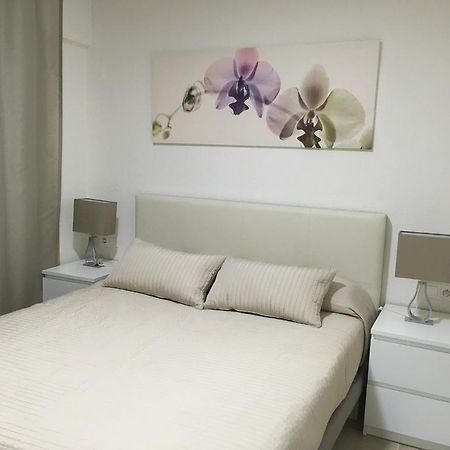 Pension Alemania Bed & Breakfast Alicante Room photo